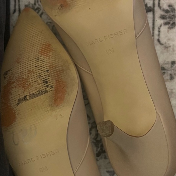 Marc Fisher Pumps/Heels - Picture 3 of 3